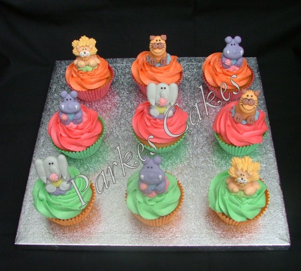 jungle animal cupcakes